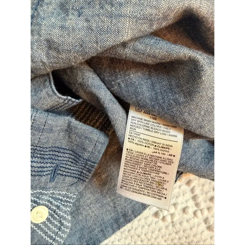 Boys 5 OshKosh Old Navy Button Down Bundle